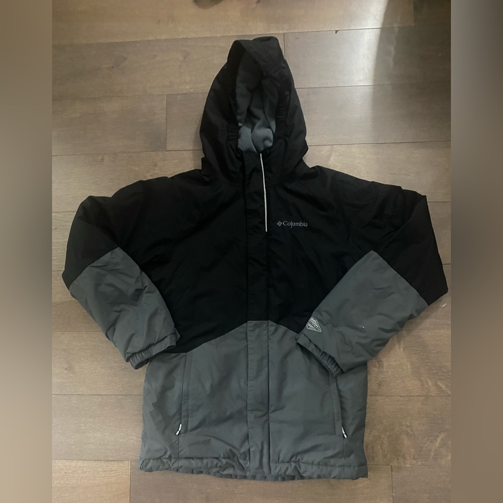 Columbia youth M coat